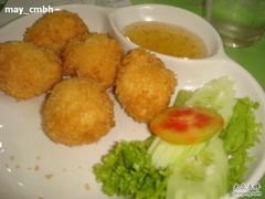 炸虾肉丸子-香蕉叶餐厅(是隆店)
