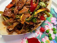 -三江源美食城