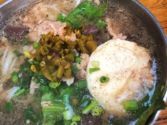 -白露塘杀猪粉(药王街店)