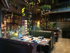 -临界音乐酒馆·小龙虾·江湖菜(华熙LIVE·鱼洞店)