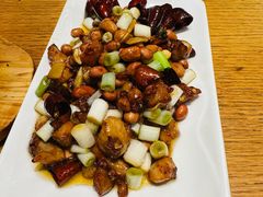 宫保鸡丁-张烤鸭·川菜·非遗冒烤鸭(青石桥店)