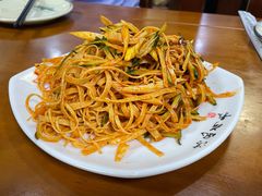 -天海石板屋家常菜(枣园店)
