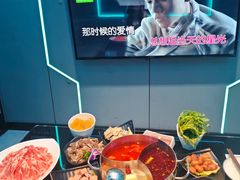 -唯爱KTV聚会餐厅(仙林东城汇店)