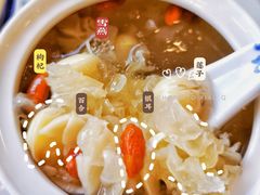 银耳莲子百合雪燕羹-捷信牛奶甜品世家(学府店)