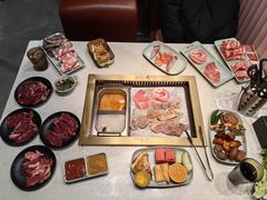 -佰烧海鲜烤肉火锅自助(世茂国际广场店)