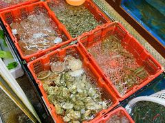 -鹏城人家海鲜酒家·23年老字号(较场尾店)