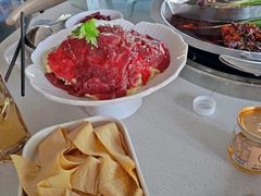 -茅草房·河畔园林火锅