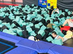 -天空之城蹦床攀岩运动馆·团建拓展·亲子游乐·生日派对(合肥店)