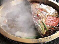 -小天鹅火锅·一线江景洪鼎旗舰店(洪崖洞店)