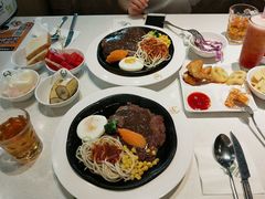 -汤姆家的牛排意面披萨(融创茂店)