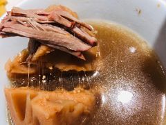 -黄泥岗·地道湖北菜(奥特莱斯店)