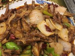 -六福烧烤酒馆(秦隆步行街店)