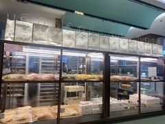 面包甜点陈列柜-奈雪的茶(亨特国际广场店)