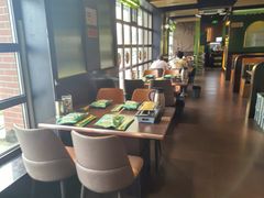 -曼听小寨海鲜烧烤·大连辣炒大王(盖州街店)