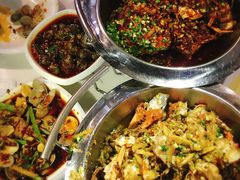 -凤凰路何眼镜香辣蟹(花果园店)