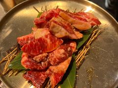 -草家酱蟹炭火烤肉店(珲春南路一店)