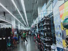 -迪卡侬(金龙湖店)