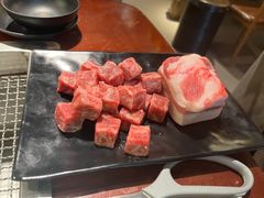 -肉甲韩国木炭烤肉(新壹街1店)