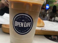 -The open life(万象城店)