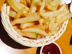 -LENBACH兰巴赫西餐啤酒坊(大连星海广场店)