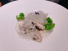 黑金脆皮鸡-RIVIERA 松鹤楼(外滩店)
