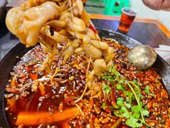 -鸿顺老铁锅美蛙鱼府(解放碑店)