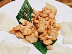 -雀舞云南菜(天津天河城购物中心店)
