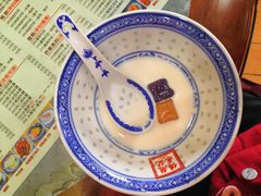 -赵记传承特色牛奶甜品(泉城广场店)