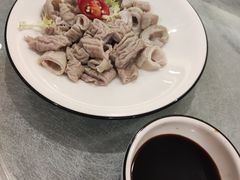 -侬佳蒸菜馆(听潮店)