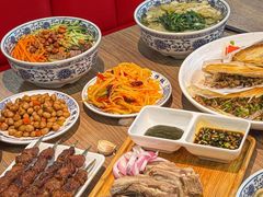 -兰州陈记牛肉面 ·烧烤· 铜锅涮肉(万达店)
