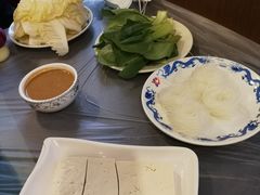 -鑫龙火锅城(青岛分店)