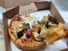 -必胜客(龙吴宅急送店)