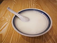 一碗豆浆-正南齐北·老街糯米团(洪崖洞店)
