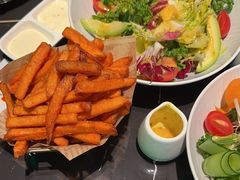 -DEEP·美式餐吧(五棵松华熙LIVE店)
