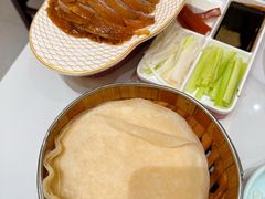 梅利汴京果木烤鸭-梅利汴京烤鸭•开封豫菜地标店(东大街店)