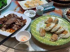 -年辉渔村·非遗传承餐厅(新丰江店)