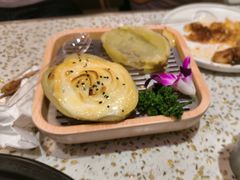-小董哥烤串·爆汁大油边(故宫店)