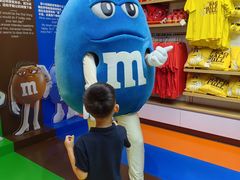 -m豆巧克力世界(上海世茂广场店)