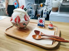 草莓牛乳冰-陈记栗子(长宁路店)