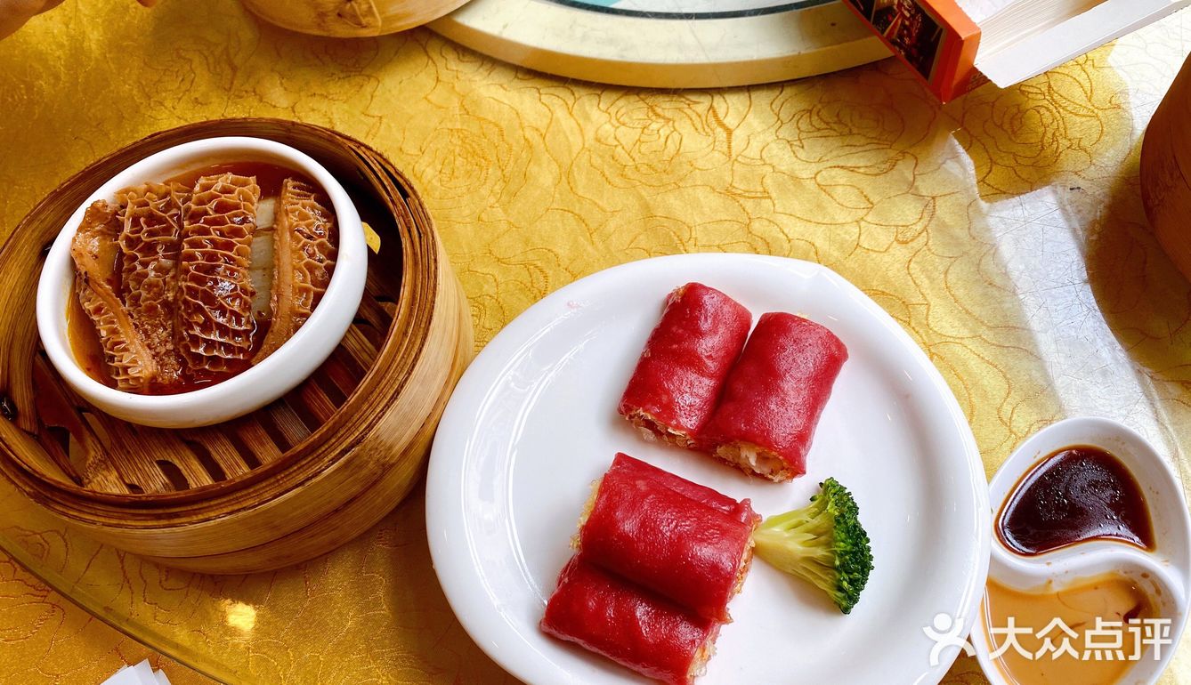 老字号！！喝早茶最佳选择！好吃！[调皮]