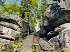 -梭布垭石林景区