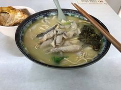 -明呈黄鱼面馆(斜土路店)