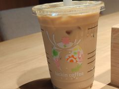 -瑞幸咖啡(卓越前海INTOWN店)