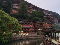 -苗湘食府(十年店)