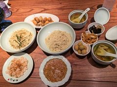 -裕兴记•蟹黄面馆(人民广场店)