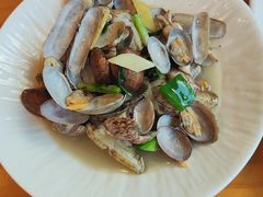 -侬佳蒸菜馆(听潮店)