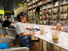 -苏州樊登书店·咖啡