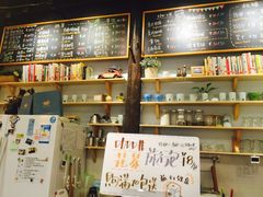 -猫的天空之城概念书店(杭州南宋御街店)