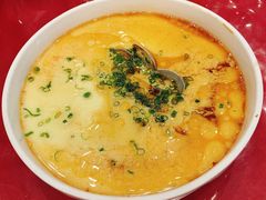 -侬佳蒸菜馆(听潮店)