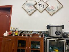 -正宗贵州二嫂黄牛肉馆(青村店)
